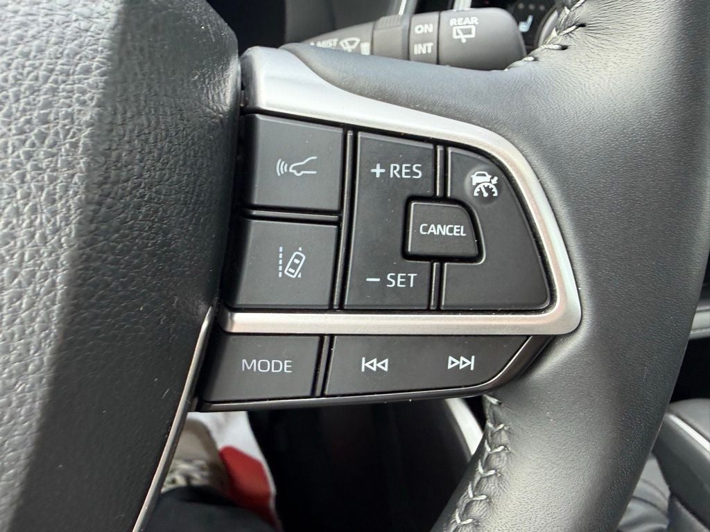 2025 Toyota Highlander XSE