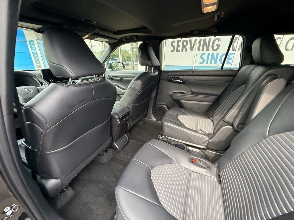 2025 Toyota Highlander XSE