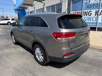 2016 Kia Sorento LX