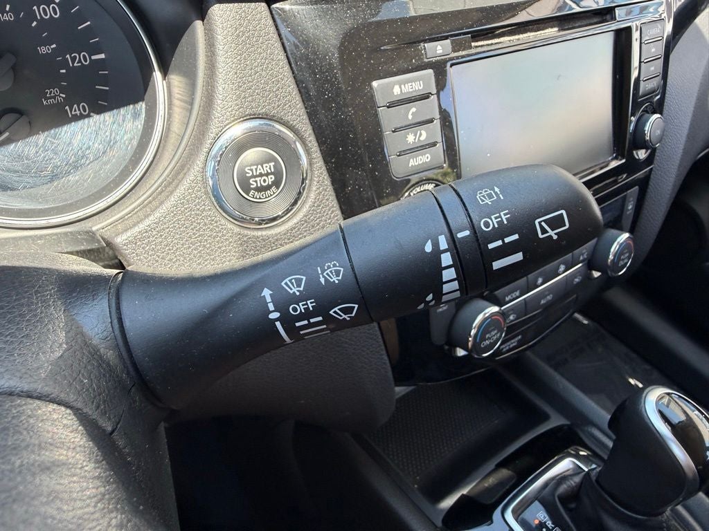 2020 Nissan Rogue Sport SV