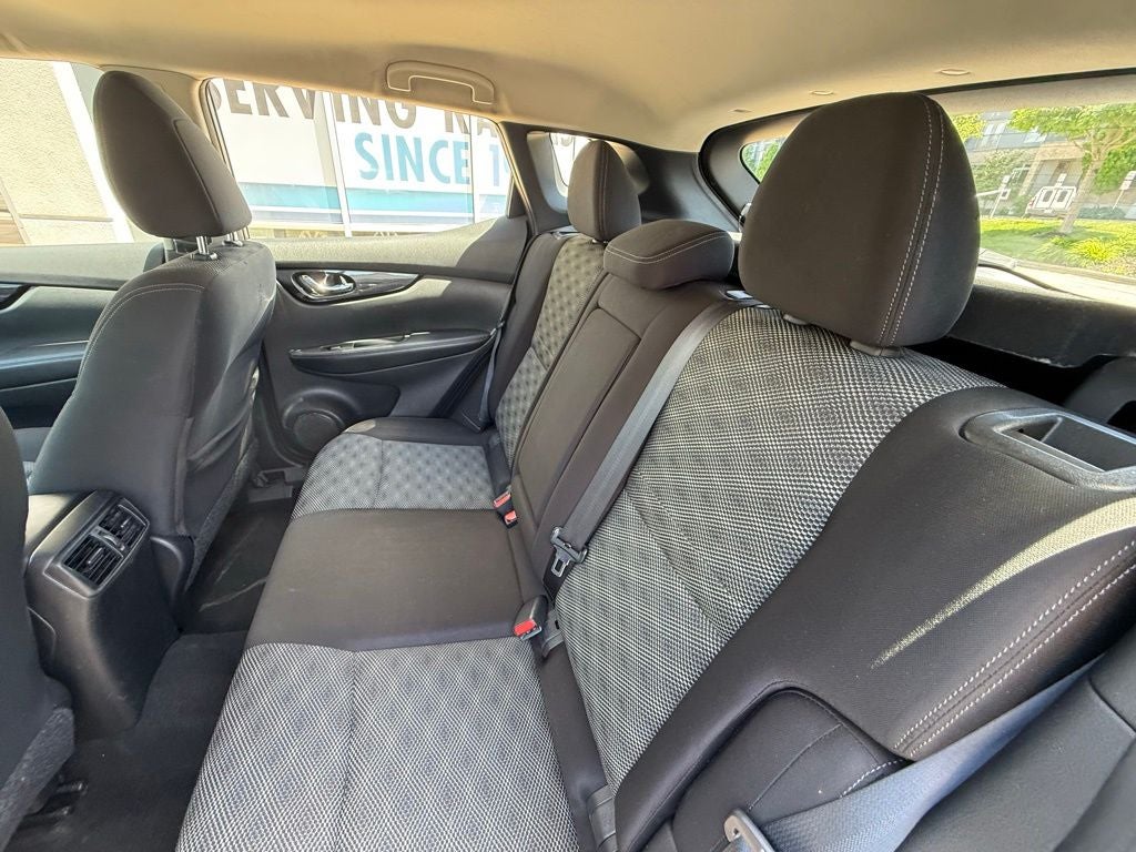 2020 Nissan Rogue Sport SV