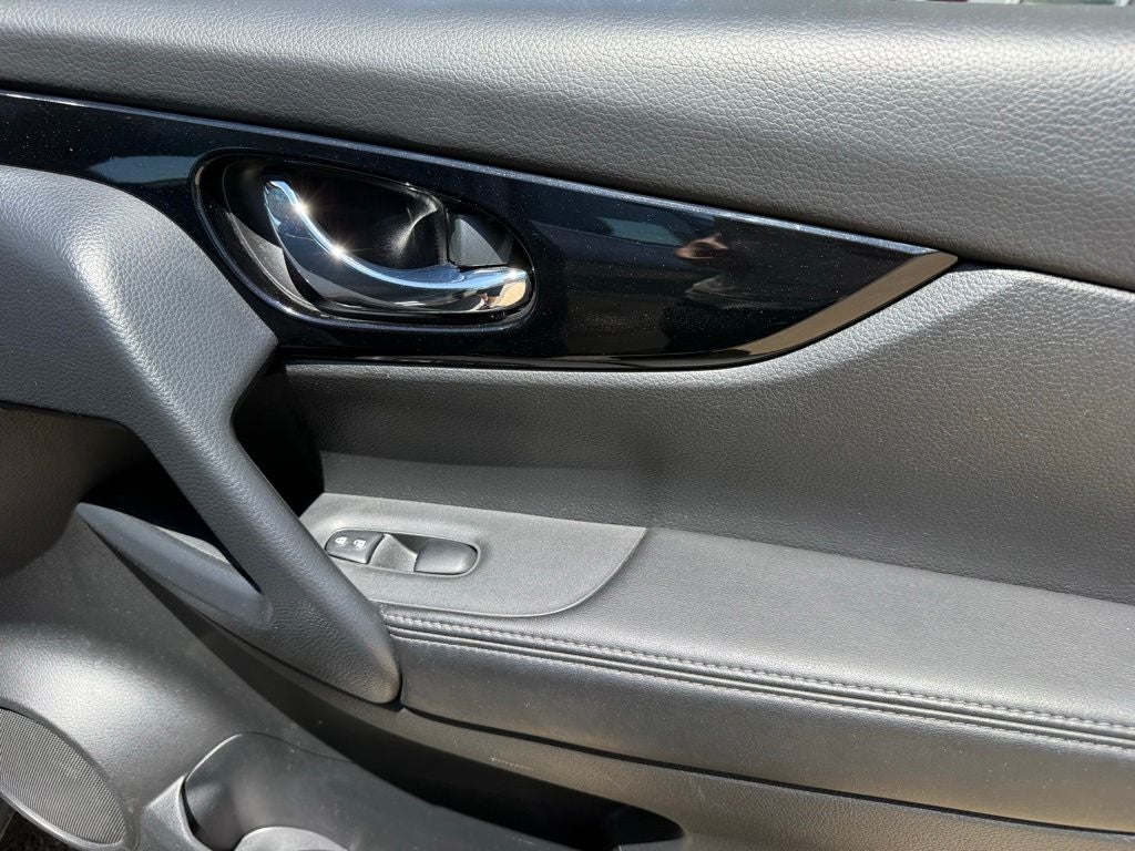 2020 Nissan Rogue Sport SV