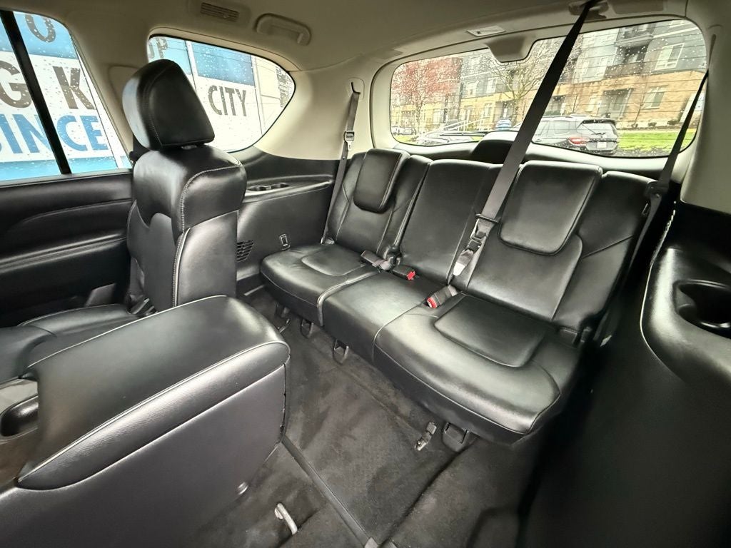 2024 INFINITI QX80 LUXE