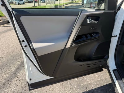 2017 Toyota RAV4 Hybrid Limited