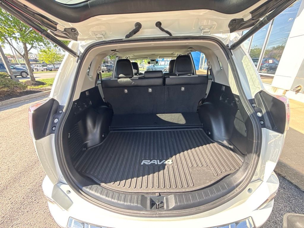 2017 Toyota RAV4 Hybrid Limited