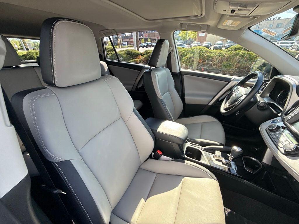 2017 Toyota RAV4 Hybrid Limited