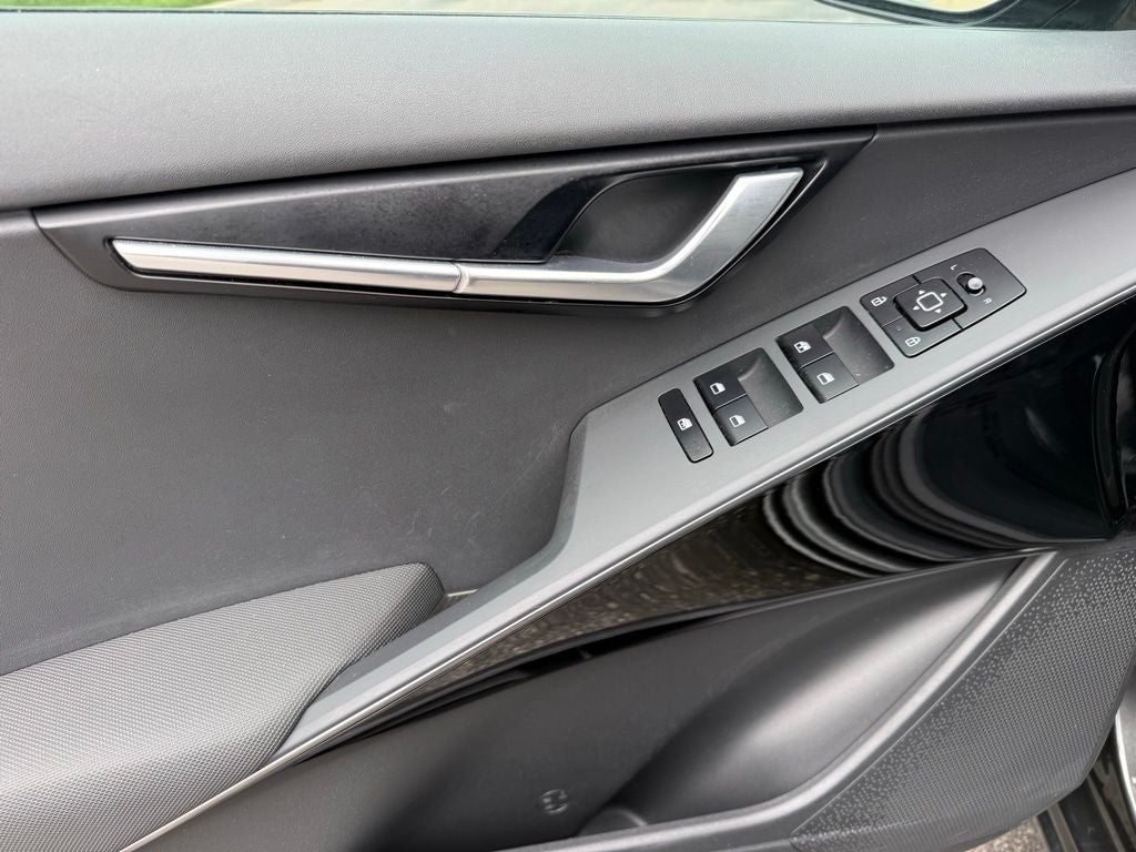 2024 Kia Niro EV Wind