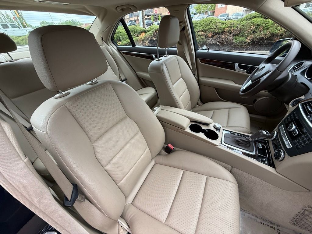 2013 Mercedes-Benz C-Class C 300 Luxury 4MATIC®