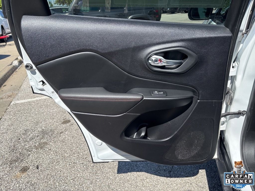 2022 Jeep Cherokee Trailhawk