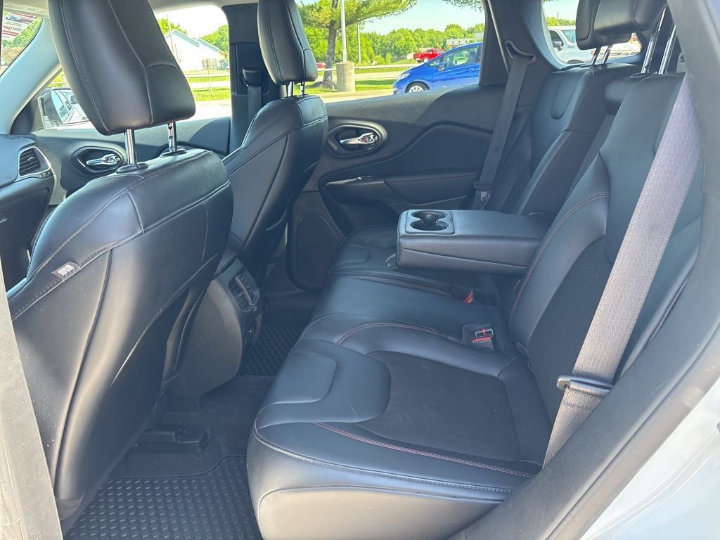 2022 Jeep Cherokee Trailhawk