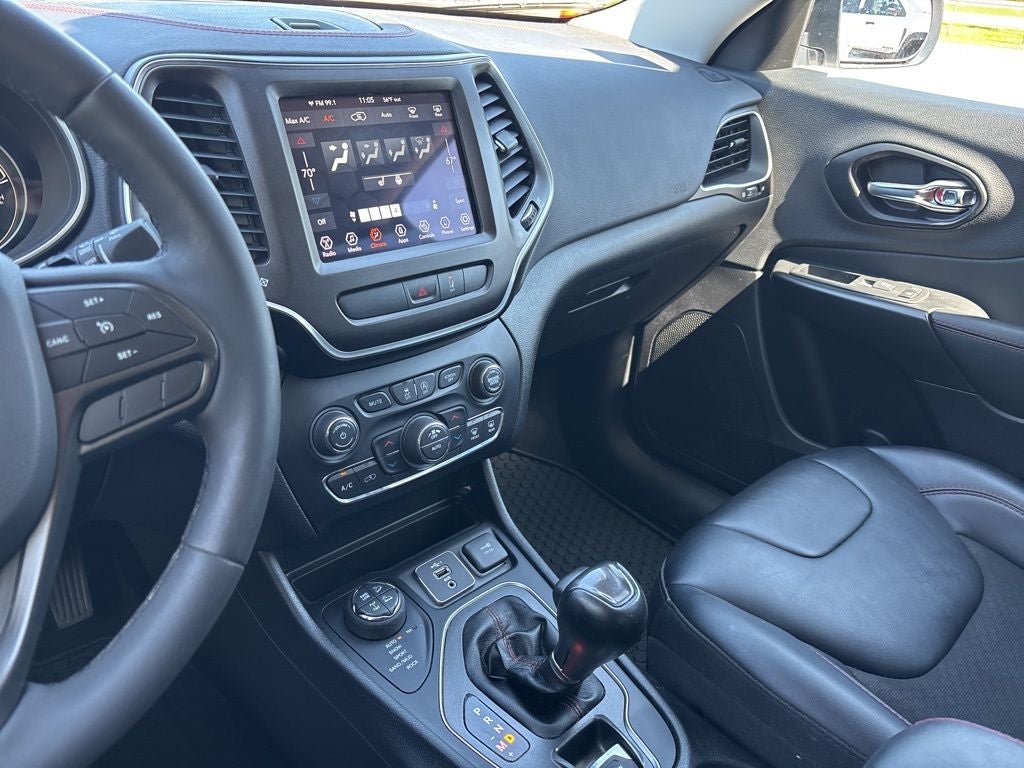 2022 Jeep Cherokee Trailhawk