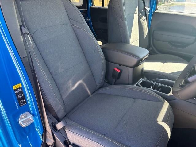 2026 Jeep Wrangler 4-Door Sport RHD 4x4