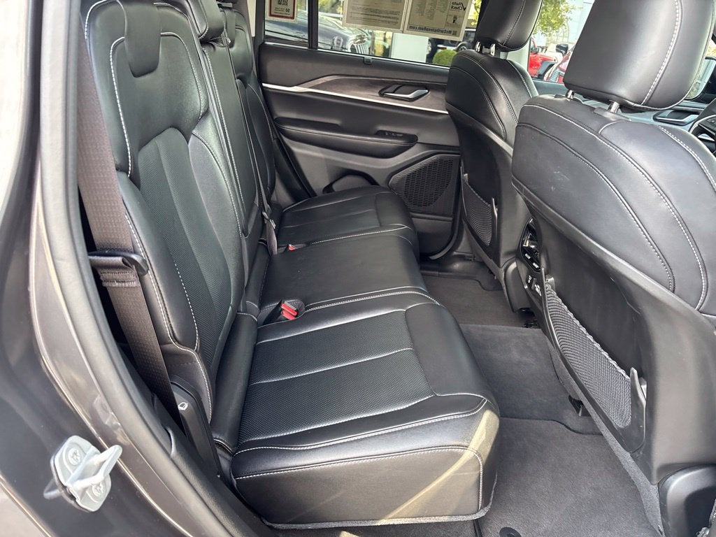 2023 Jeep Grand Cherokee Limited 4x2