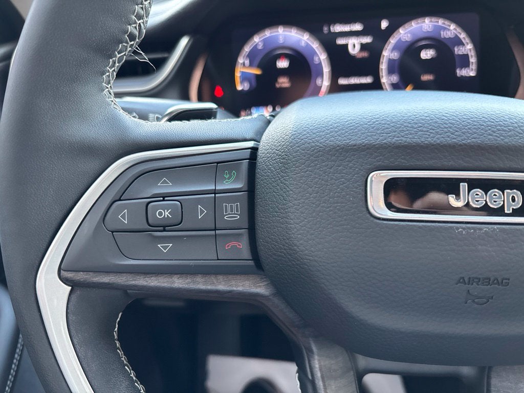 2023 Jeep Grand Cherokee Limited 4x2
