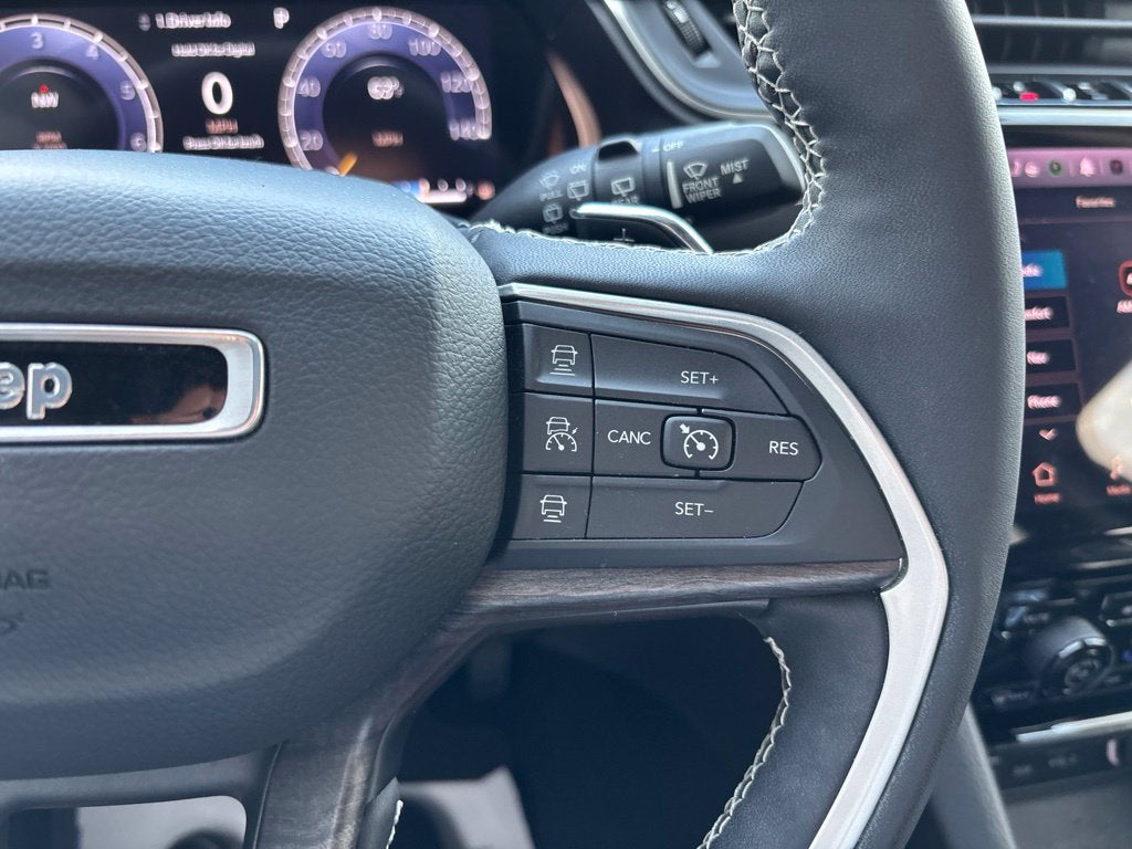 2023 Jeep Grand Cherokee Limited 4x2