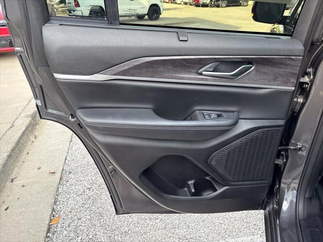 2023 Jeep Grand Cherokee Limited 4x2