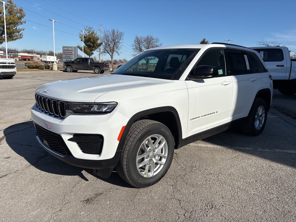 2026 Jeep Grand Cherokee Laredo