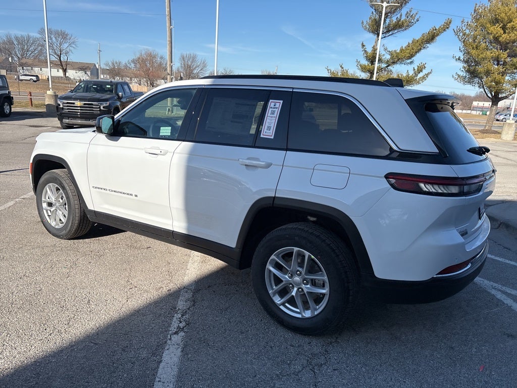 2026 Jeep Grand Cherokee Laredo