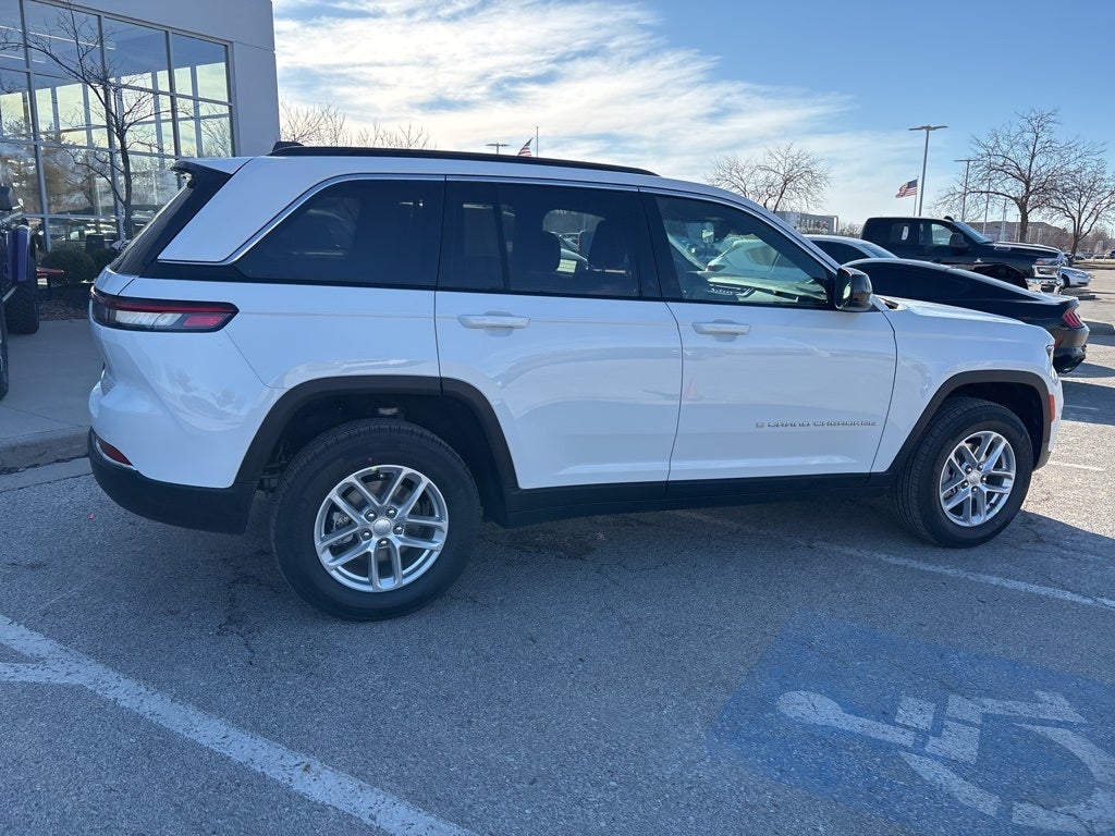 2026 Jeep Grand Cherokee Laredo
