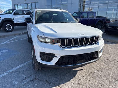 2026 Jeep Grand Cherokee Laredo