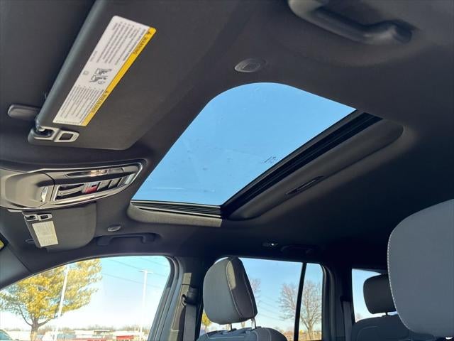 2026 Jeep Grand Cherokee GRAND CHEROKEE LAREDO X 4X4