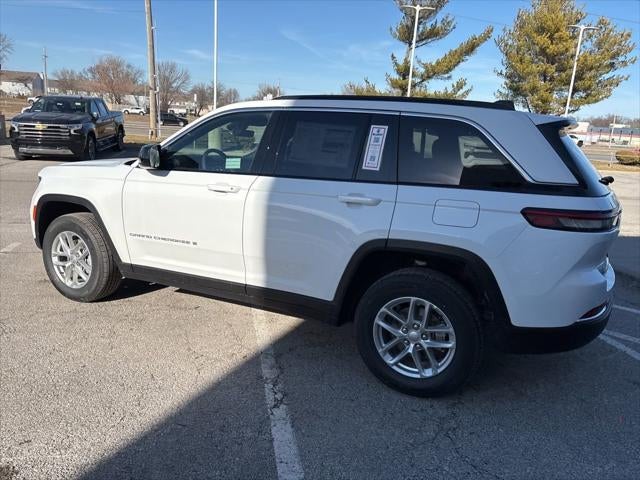 2026 Jeep Grand Cherokee GRAND CHEROKEE LAREDO X 4X4