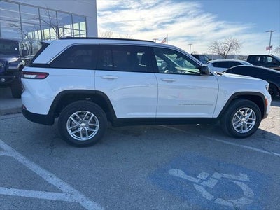 2026 Jeep Grand Cherokee GRAND CHEROKEE LAREDO X 4X4