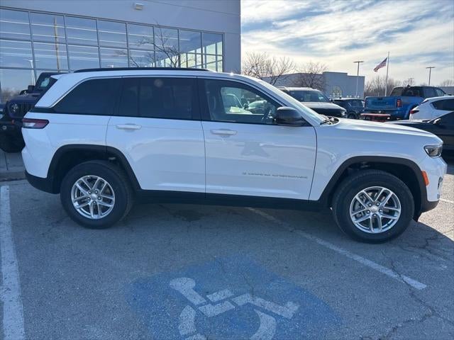 2026 Jeep Grand Cherokee GRAND CHEROKEE LAREDO X 4X4