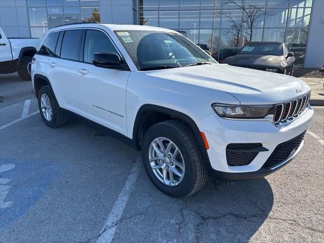 2026 Jeep Grand Cherokee GRAND CHEROKEE LAREDO X 4X4