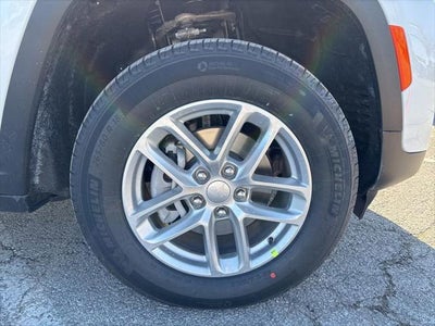 2026 Jeep Grand Cherokee GRAND CHEROKEE LAREDO X 4X4
