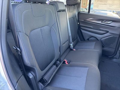 2026 Jeep Grand Cherokee GRAND CHEROKEE LAREDO X 4X4