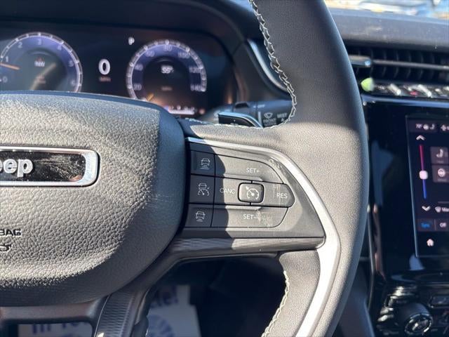 2026 Jeep Grand Cherokee GRAND CHEROKEE LAREDO X 4X4