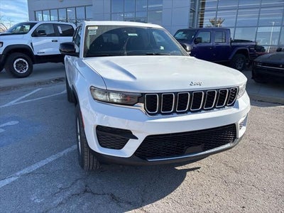2026 Jeep Grand Cherokee GRAND CHEROKEE LAREDO X 4X4
