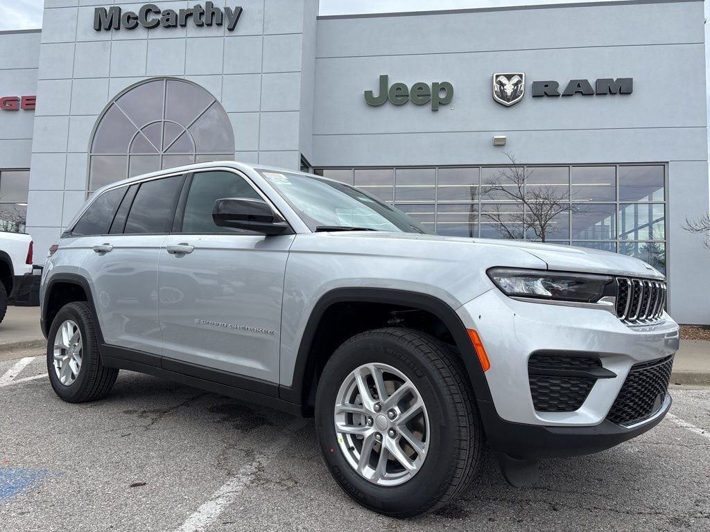 2026 Jeep Grand Cherokee Laredo