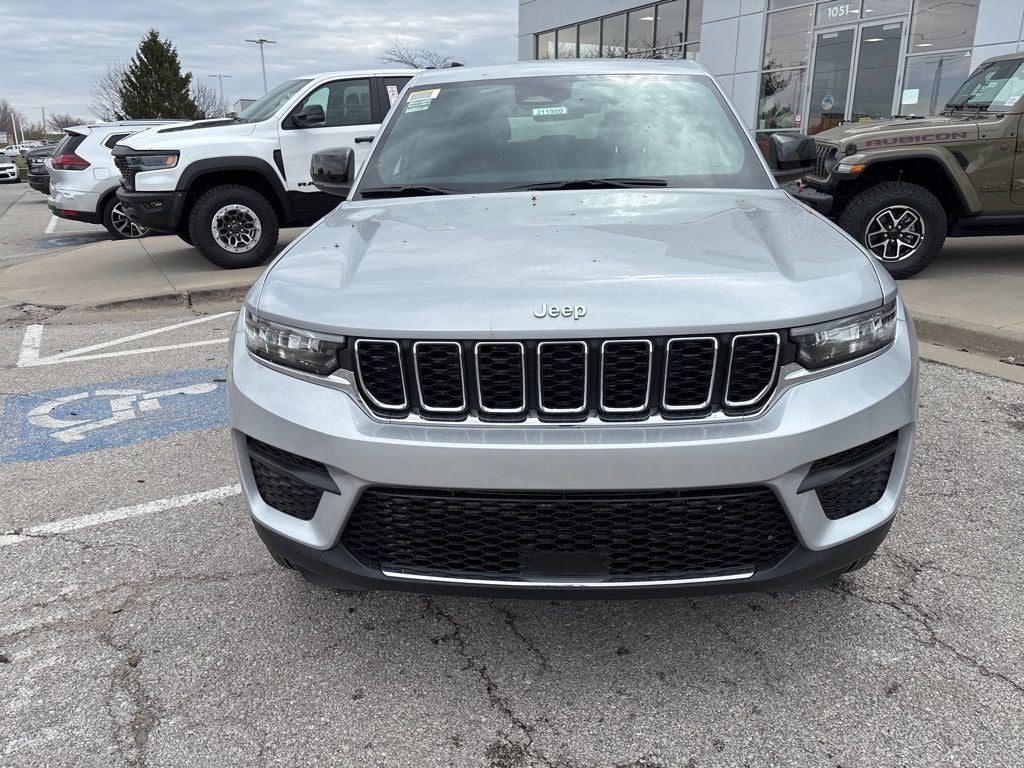 2026 Jeep Grand Cherokee Laredo
