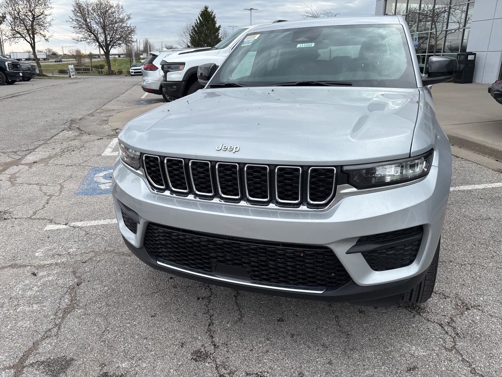 2026 Jeep Grand Cherokee Laredo