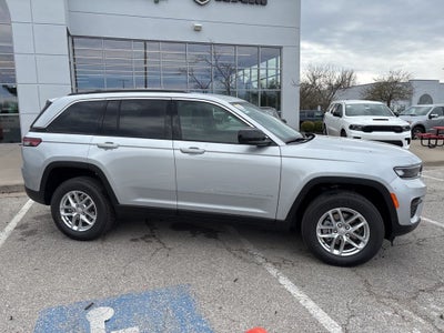 2026 Jeep Grand Cherokee Laredo