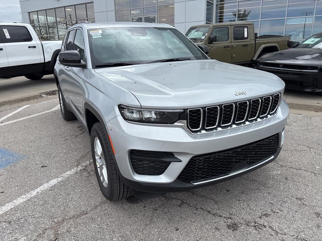 2026 Jeep Grand Cherokee Laredo