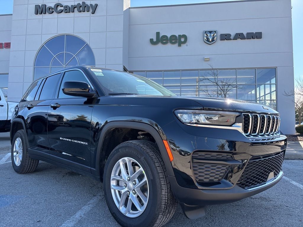2026 Jeep Grand Cherokee Laredo