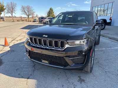 2026 Jeep Grand Cherokee Laredo