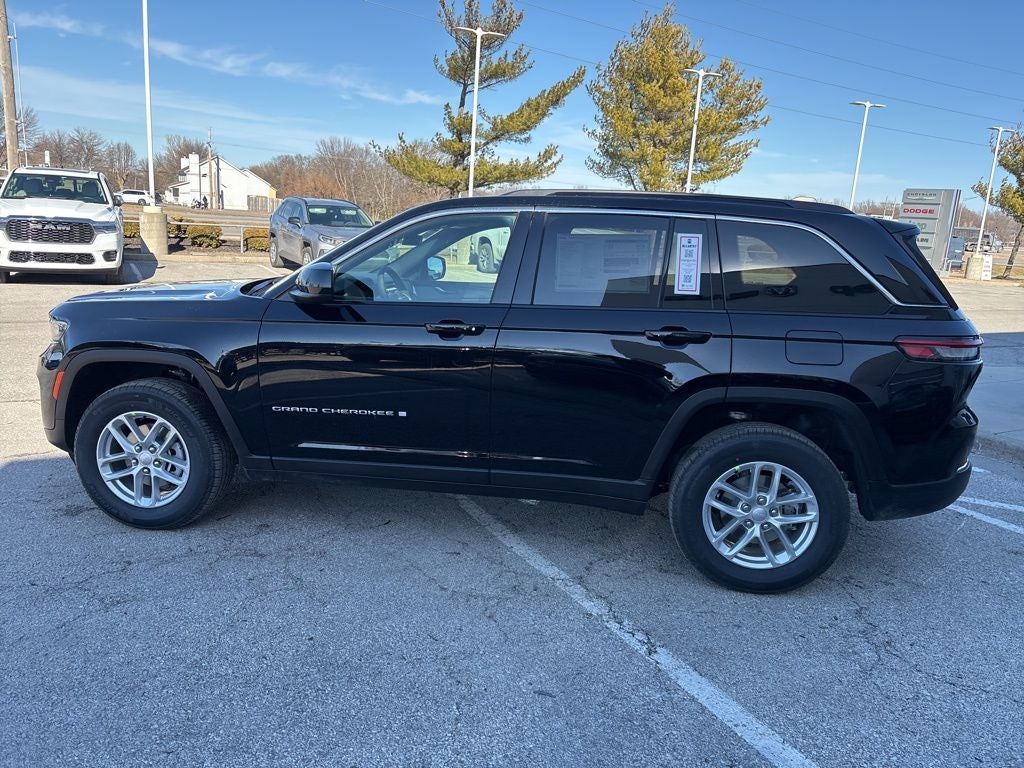 2026 Jeep Grand Cherokee Laredo