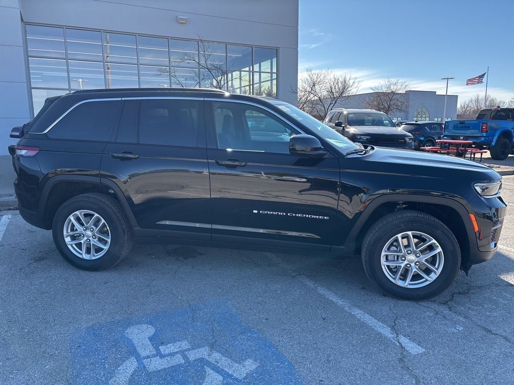 2026 Jeep Grand Cherokee Laredo