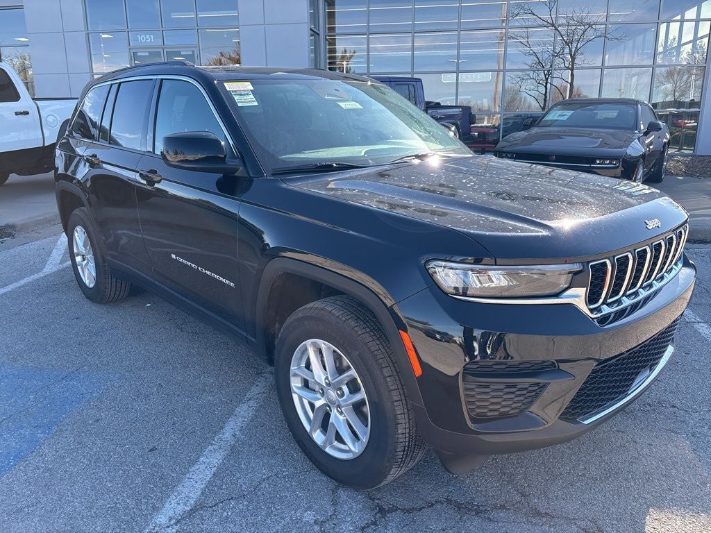 2026 Jeep Grand Cherokee Laredo