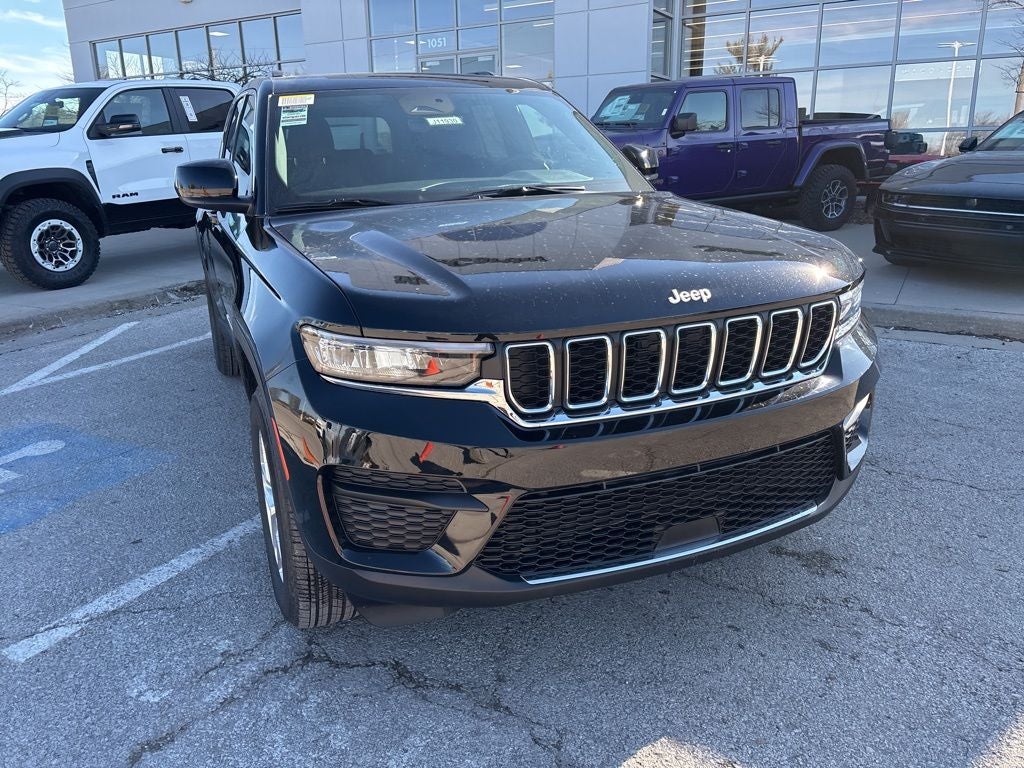 2026 Jeep Grand Cherokee Laredo