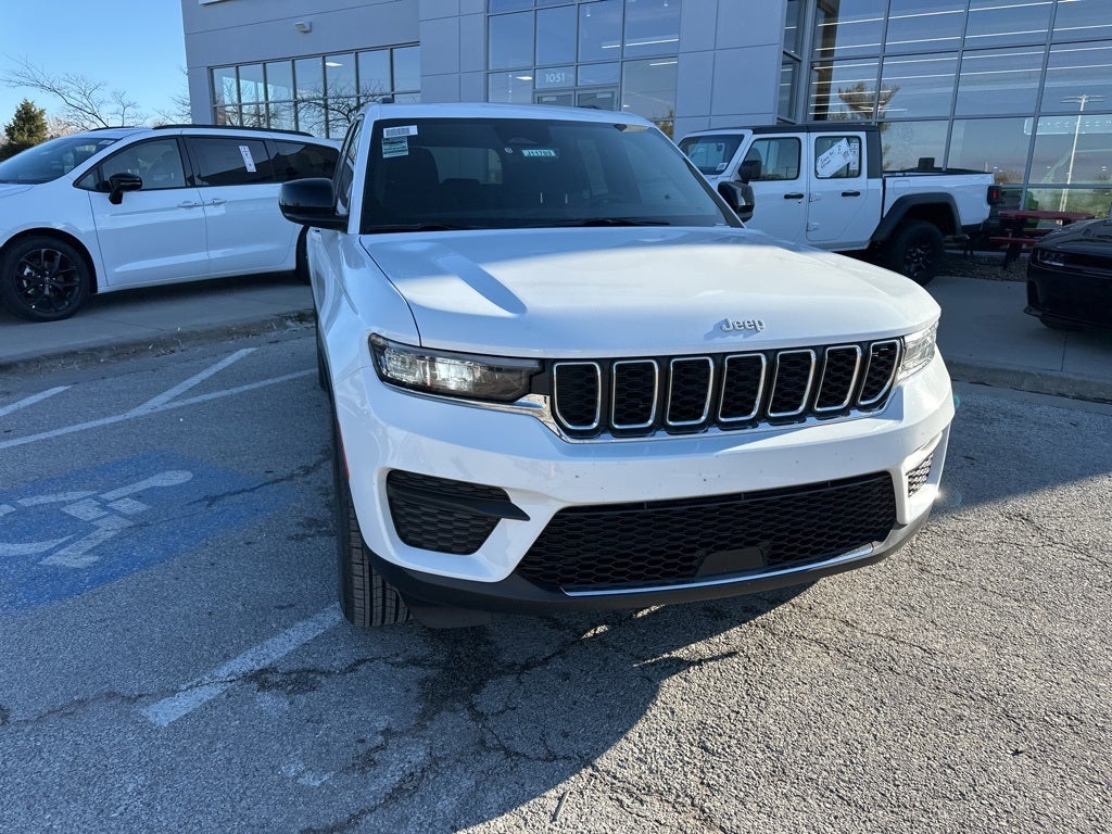 2025 Jeep Grand Cherokee Laredo X