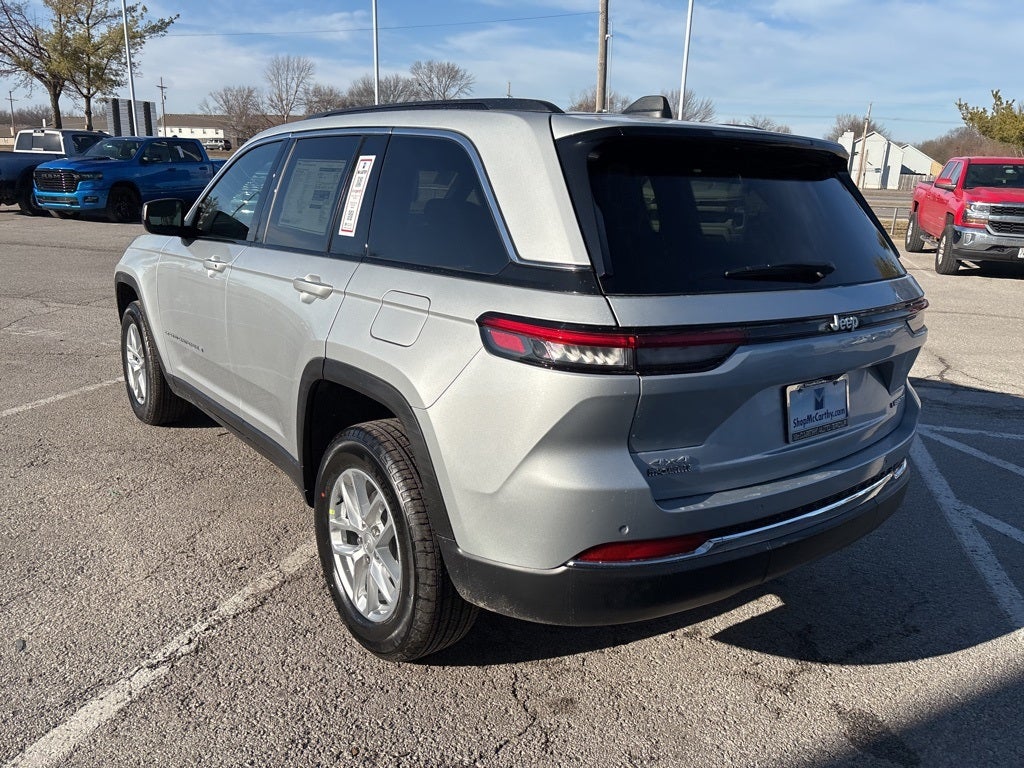 2026 Jeep Grand Cherokee Laredo