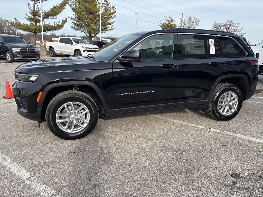 2026 Jeep Grand Cherokee Laredo