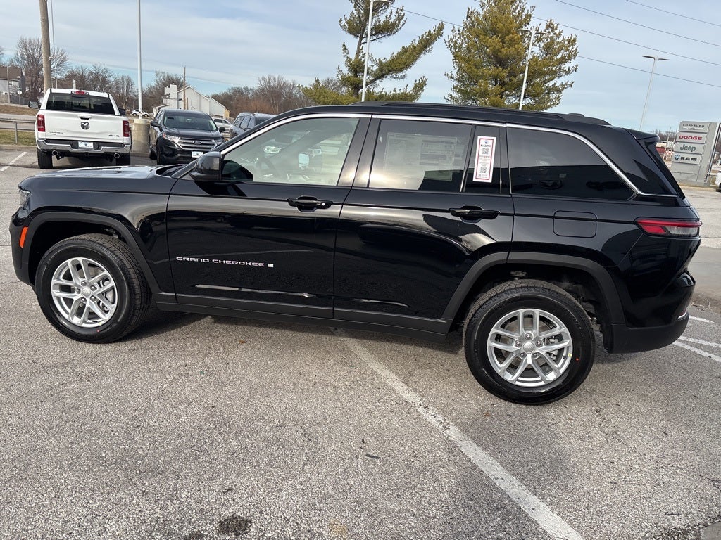2026 Jeep Grand Cherokee Laredo