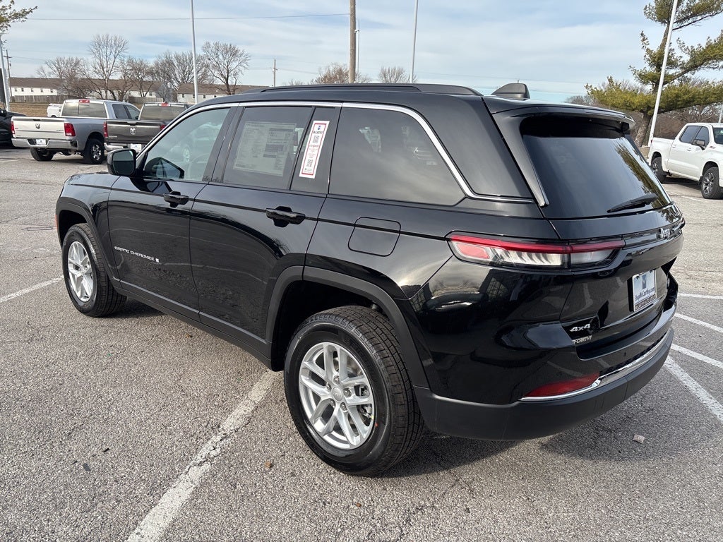 2026 Jeep Grand Cherokee Laredo