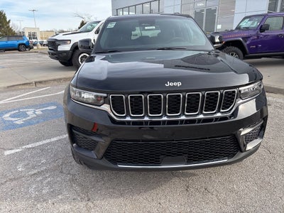 2026 Jeep Grand Cherokee Laredo